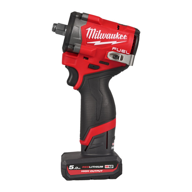 Muttertrekker 1/2" m/batterier Milwaukee Fuel 746Nm 