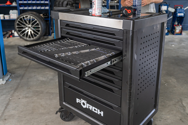 Verktøyvogn Serie 8 Sort 215 deler 