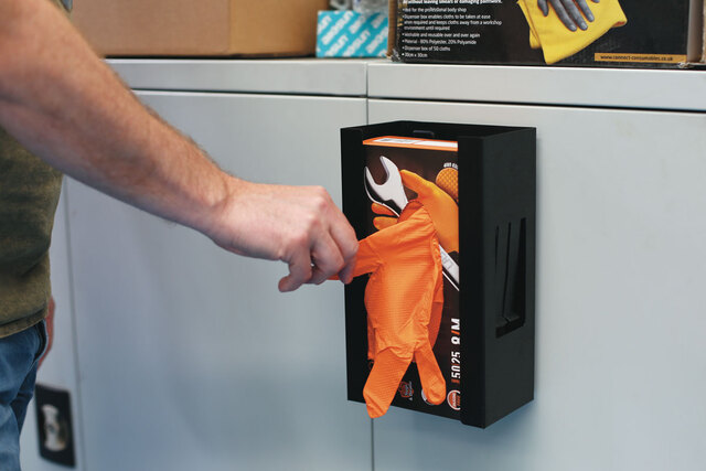 Dispenser til engangshansker 